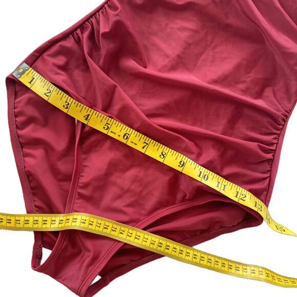 Merona Swimsuit S Small Macrame Burgundy Red One Piece V Neck Ruched Padded - Picture 7 of 7